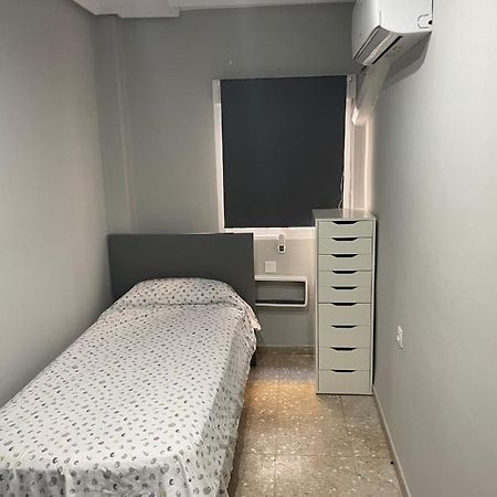 דירות ולנסיה Habitacion Frente A Playa De La Malvarrosa מראה חיצוני תמונה
