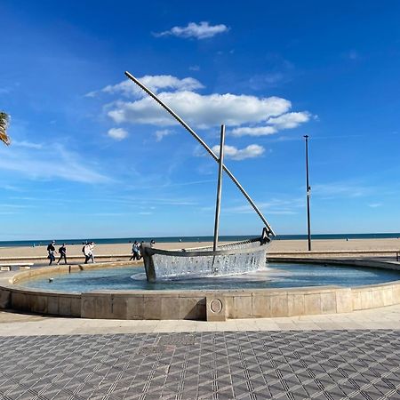 דירות ולנסיה Habitacion Frente A Playa De La Malvarrosa מראה חיצוני תמונה